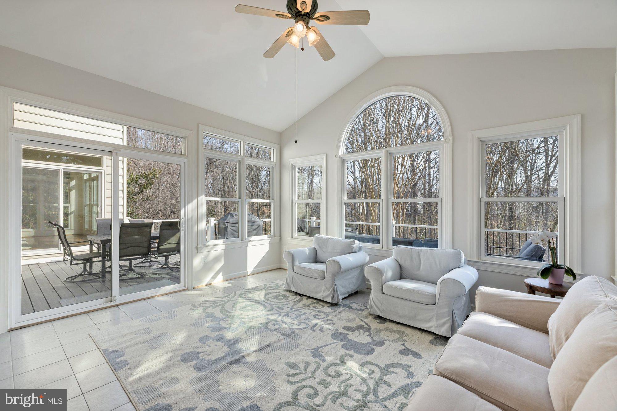 MANORS AT WOLF TRAP - Residential