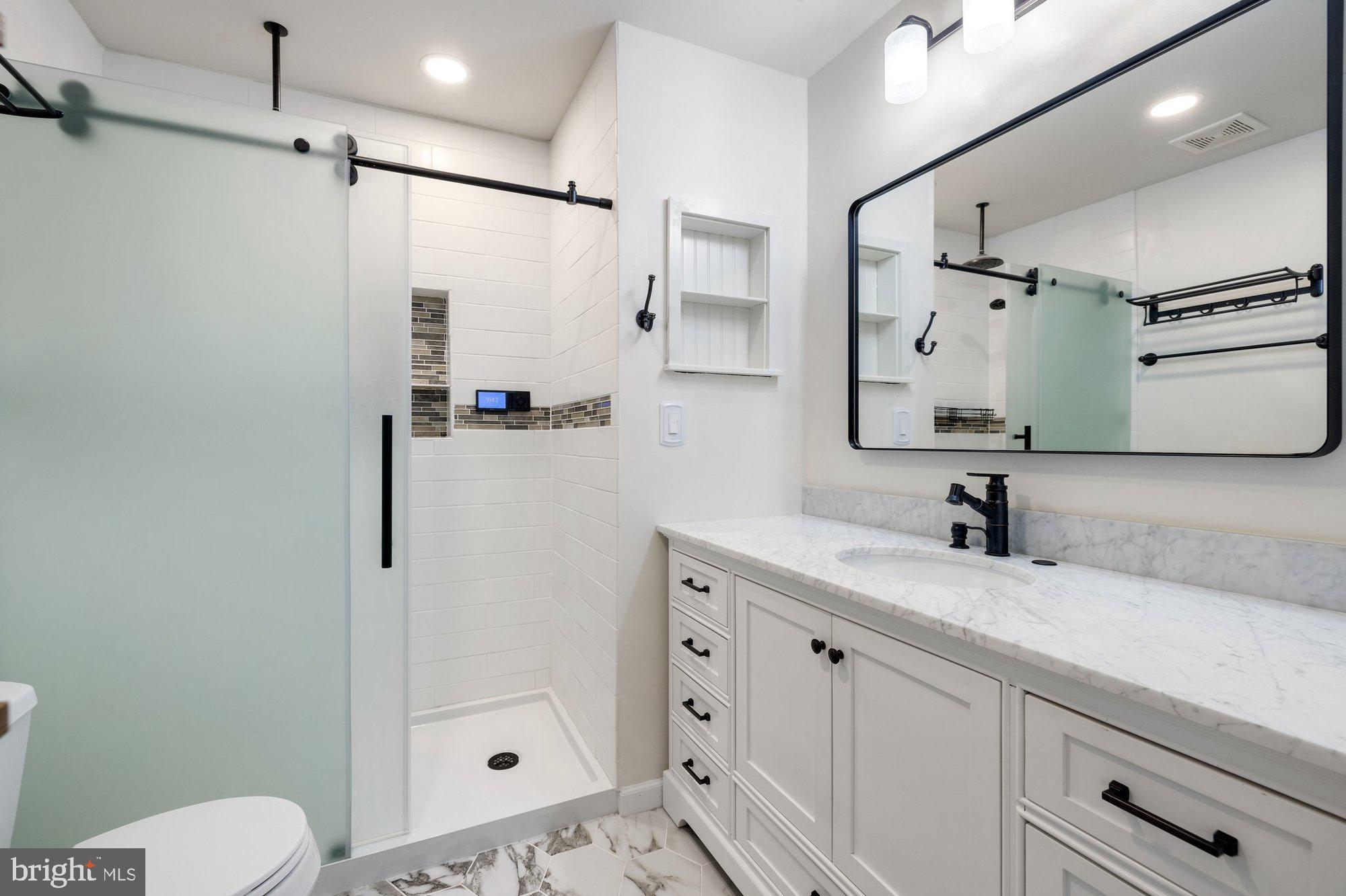 MANORS AT WOLF TRAP - Residential