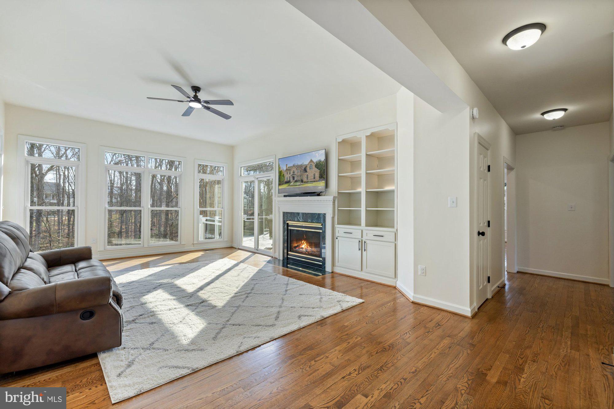 MANORS AT WOLF TRAP - Residential