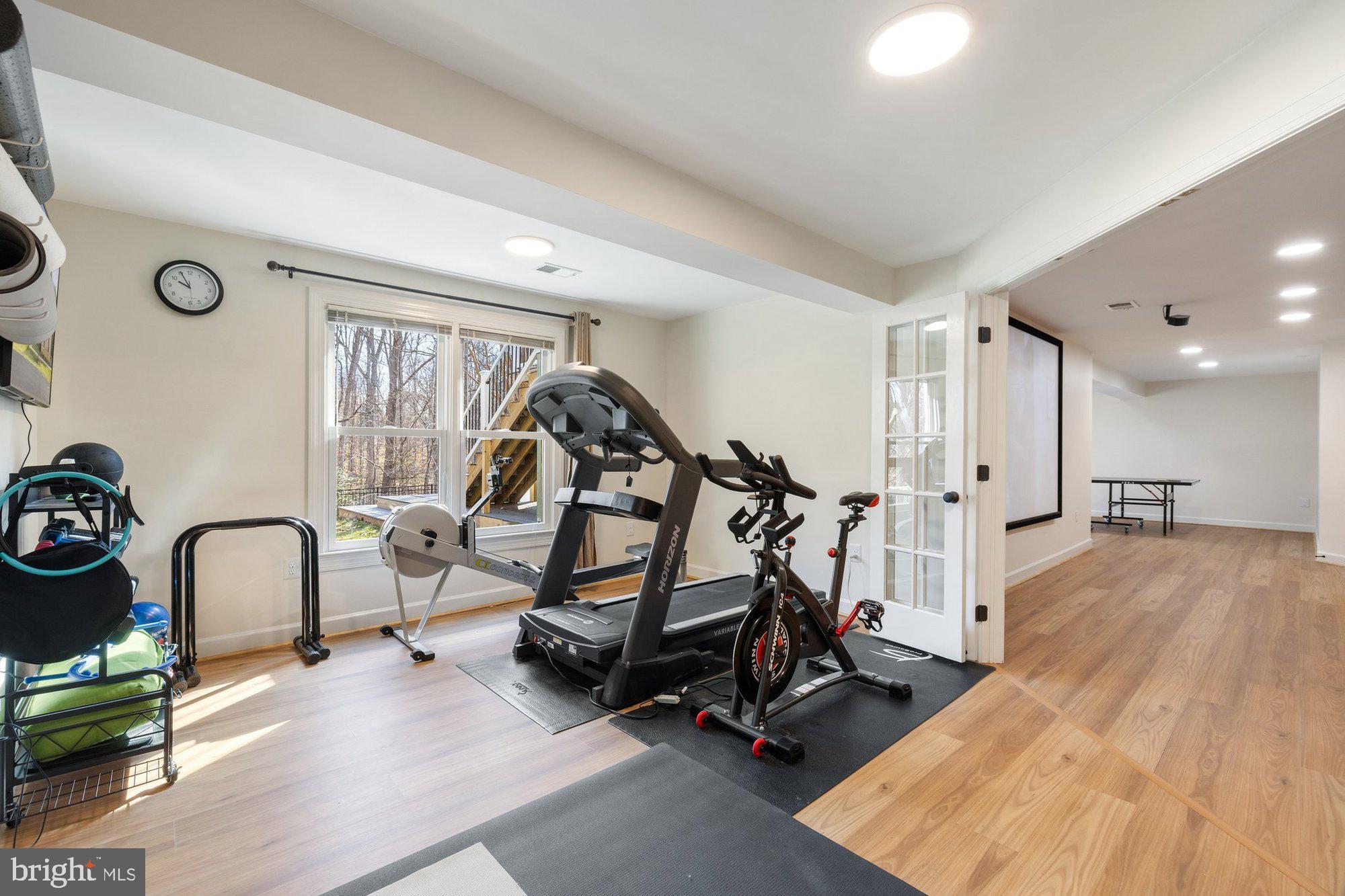 MANORS AT WOLF TRAP - Residential