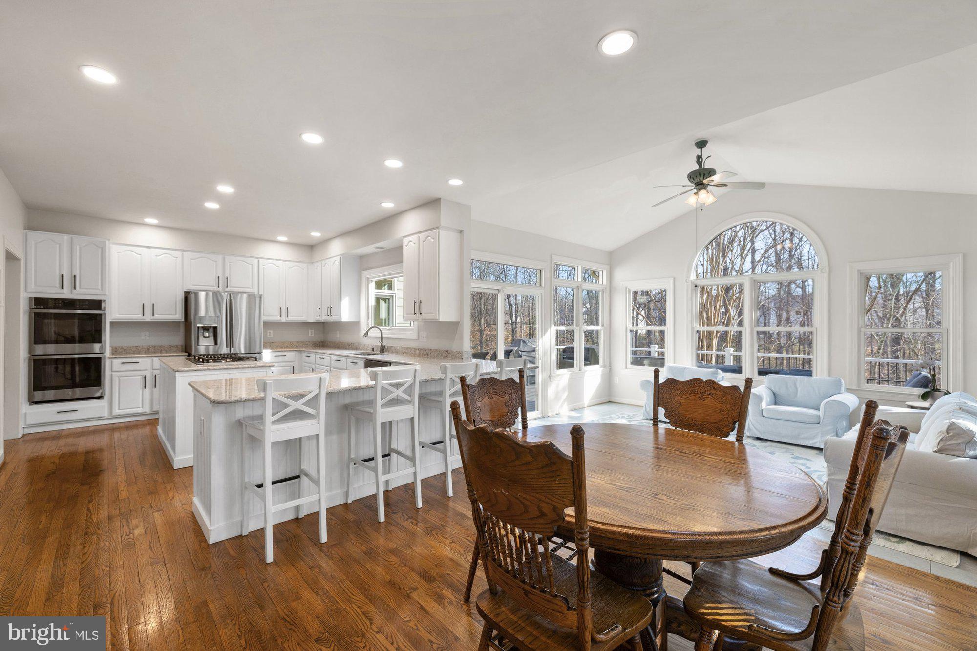 MANORS AT WOLF TRAP - Residential