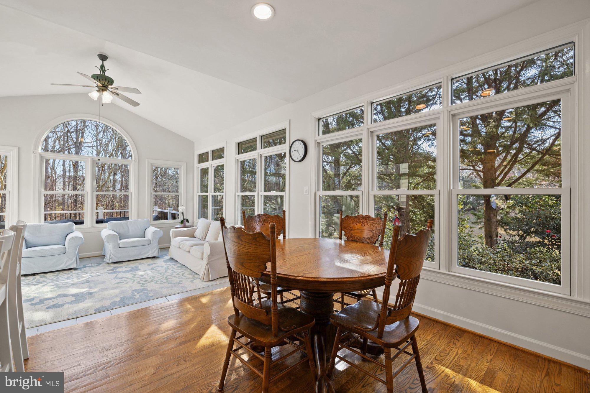 MANORS AT WOLF TRAP - Residential