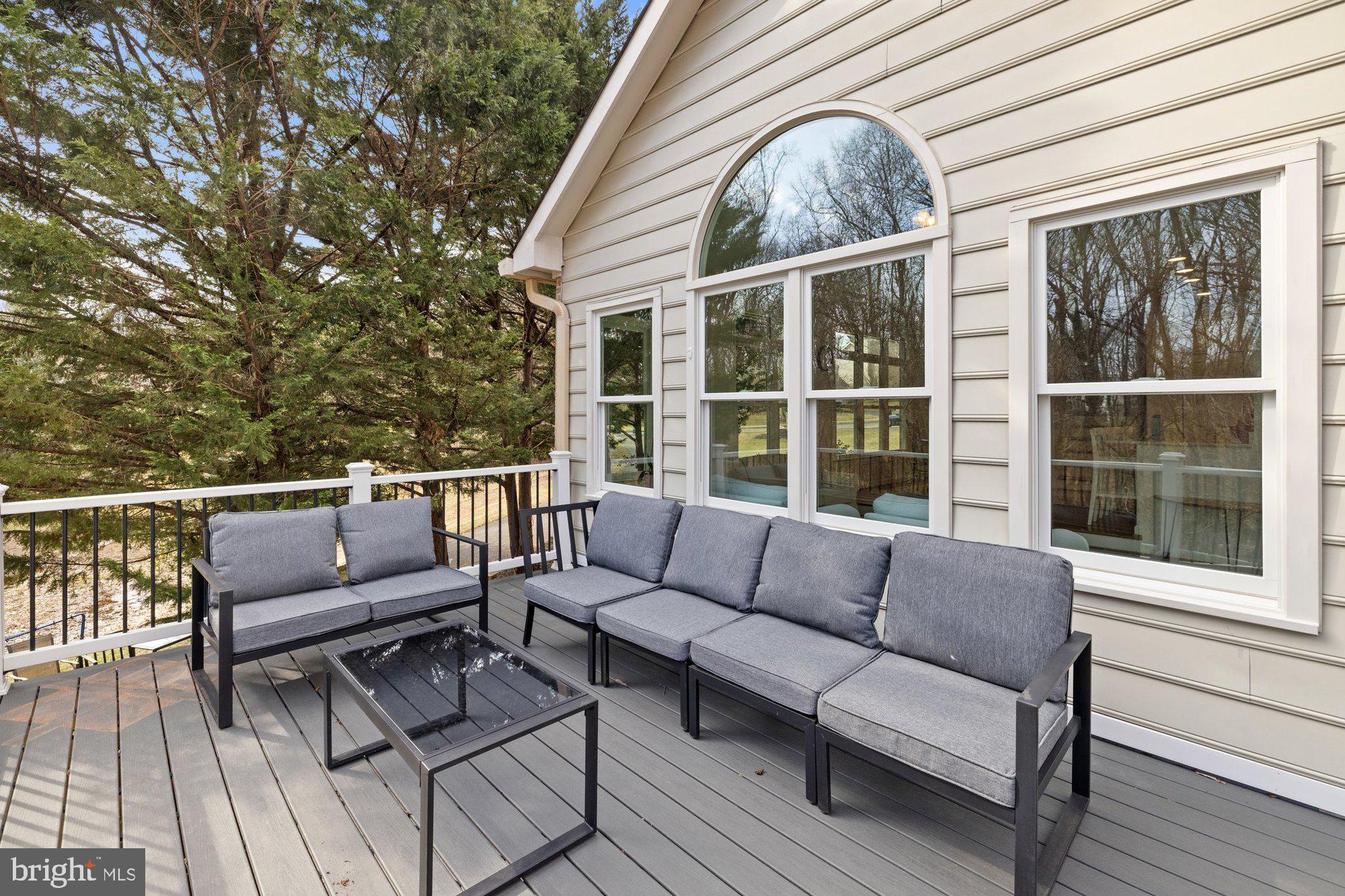 MANORS AT WOLF TRAP - Residential