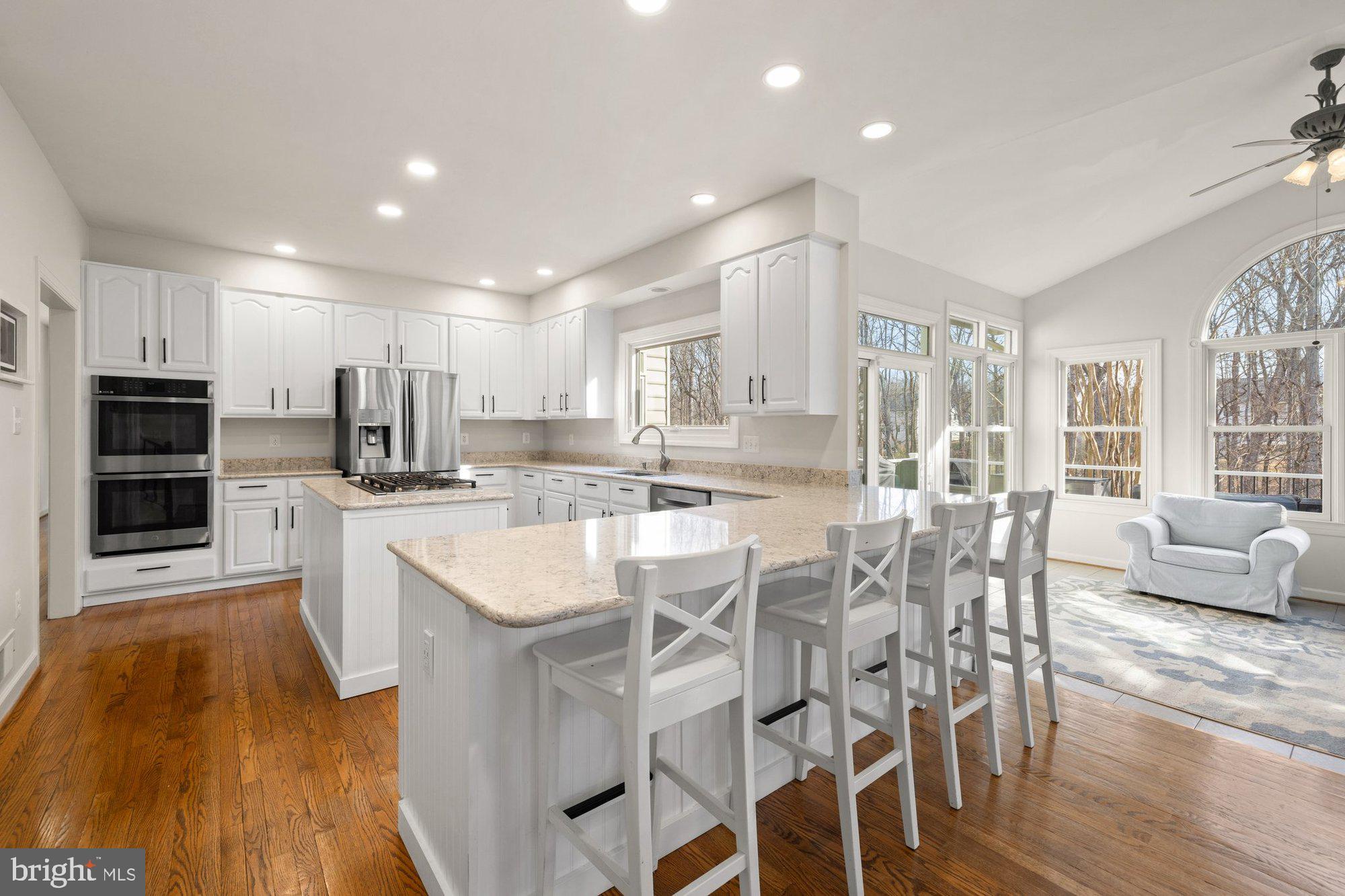 MANORS AT WOLF TRAP - Residential