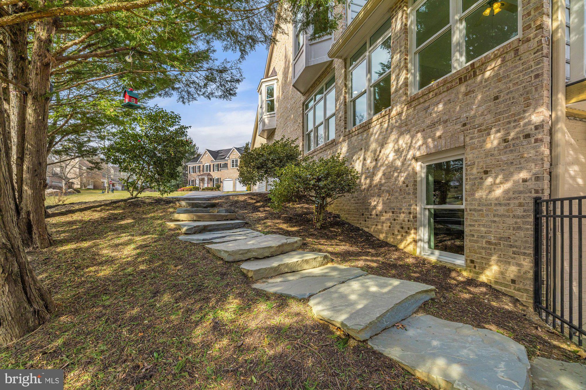 MANORS AT WOLF TRAP - Residential