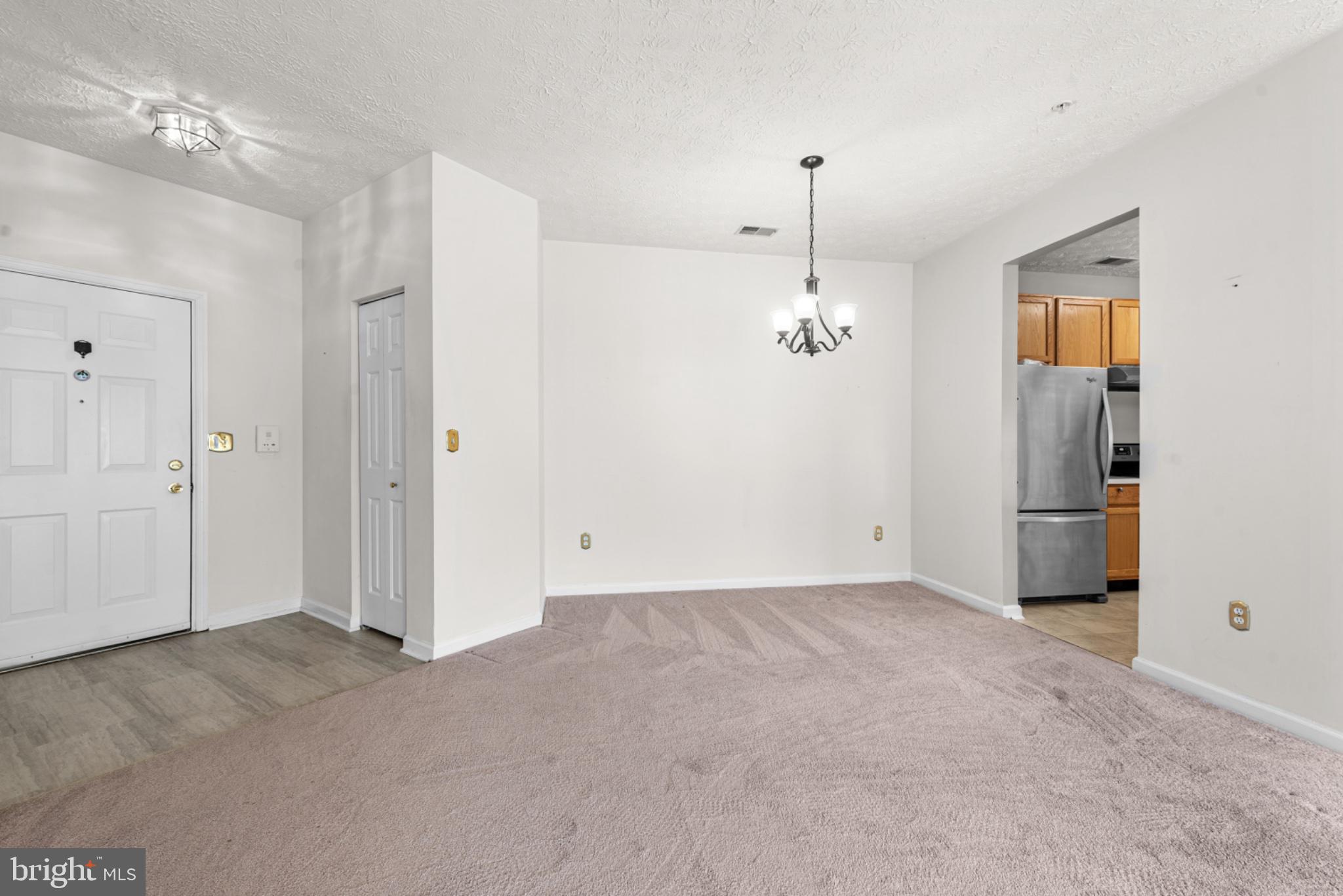 3 BROOK FARM COURT 3H
