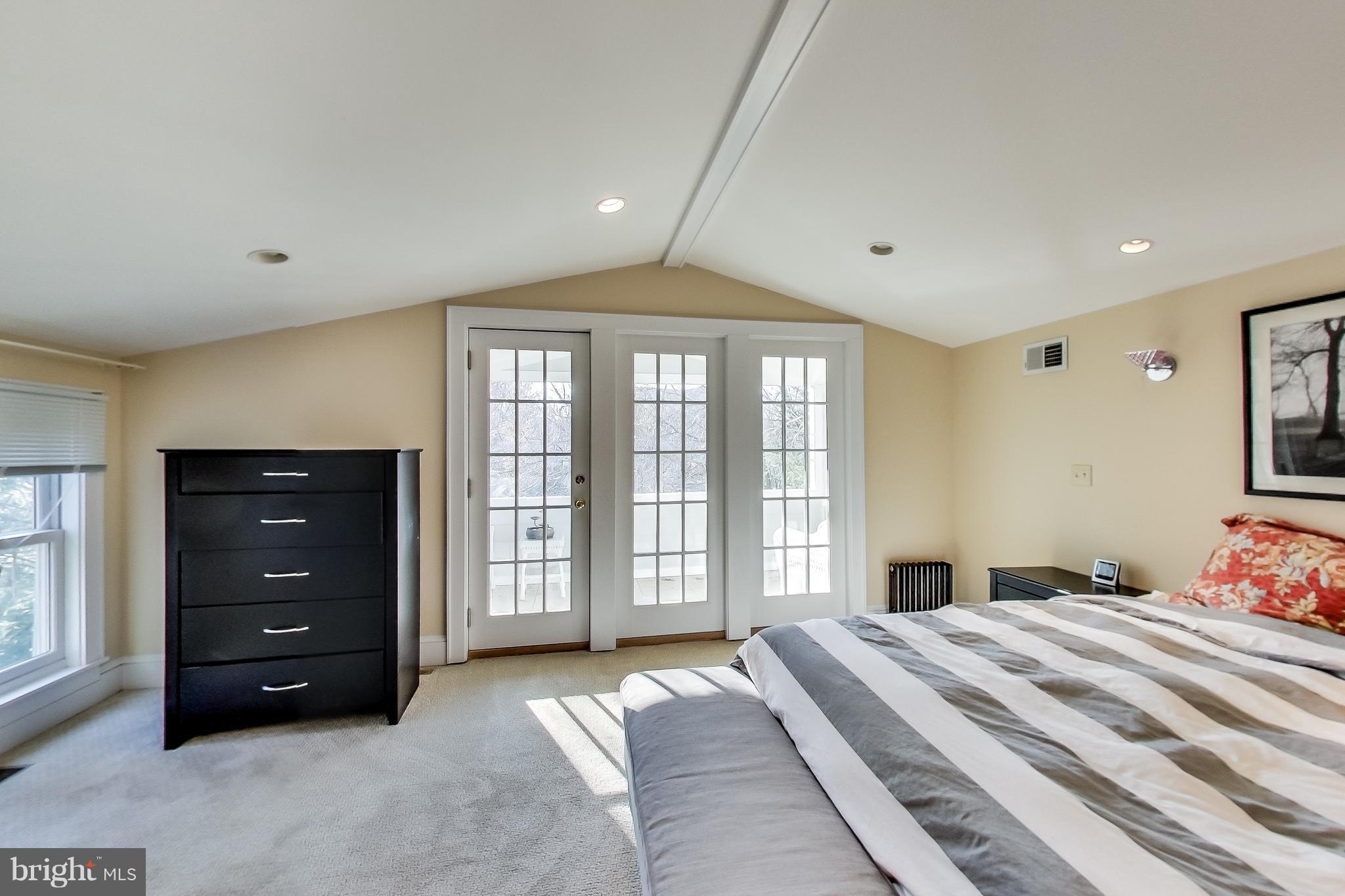 CHEVY CHASE PARK - Residential