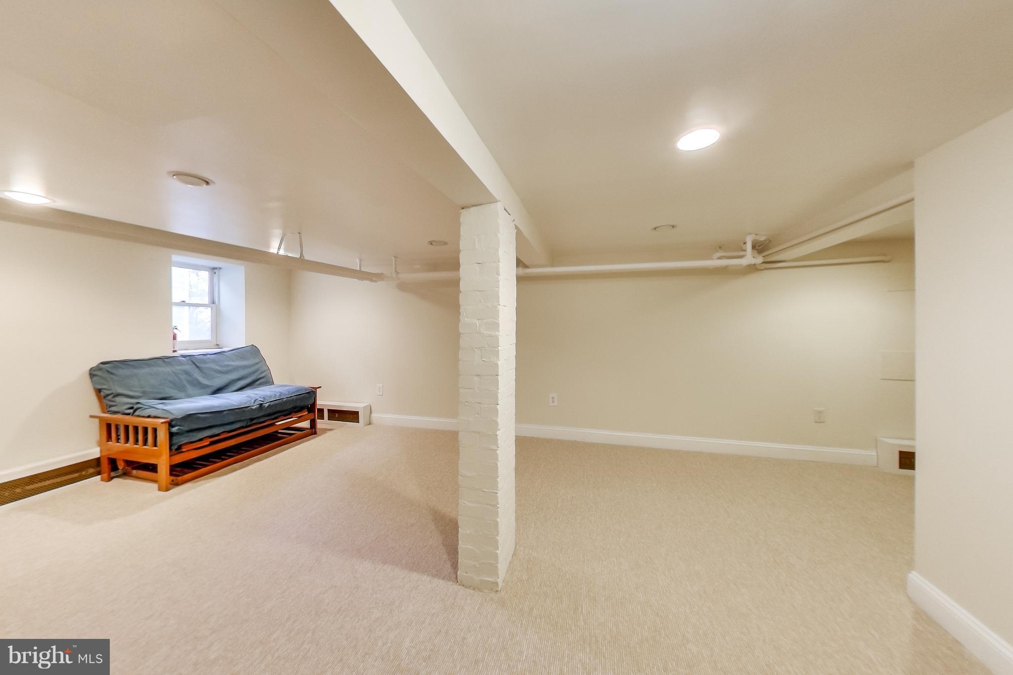 CHEVY CHASE PARK - Residential