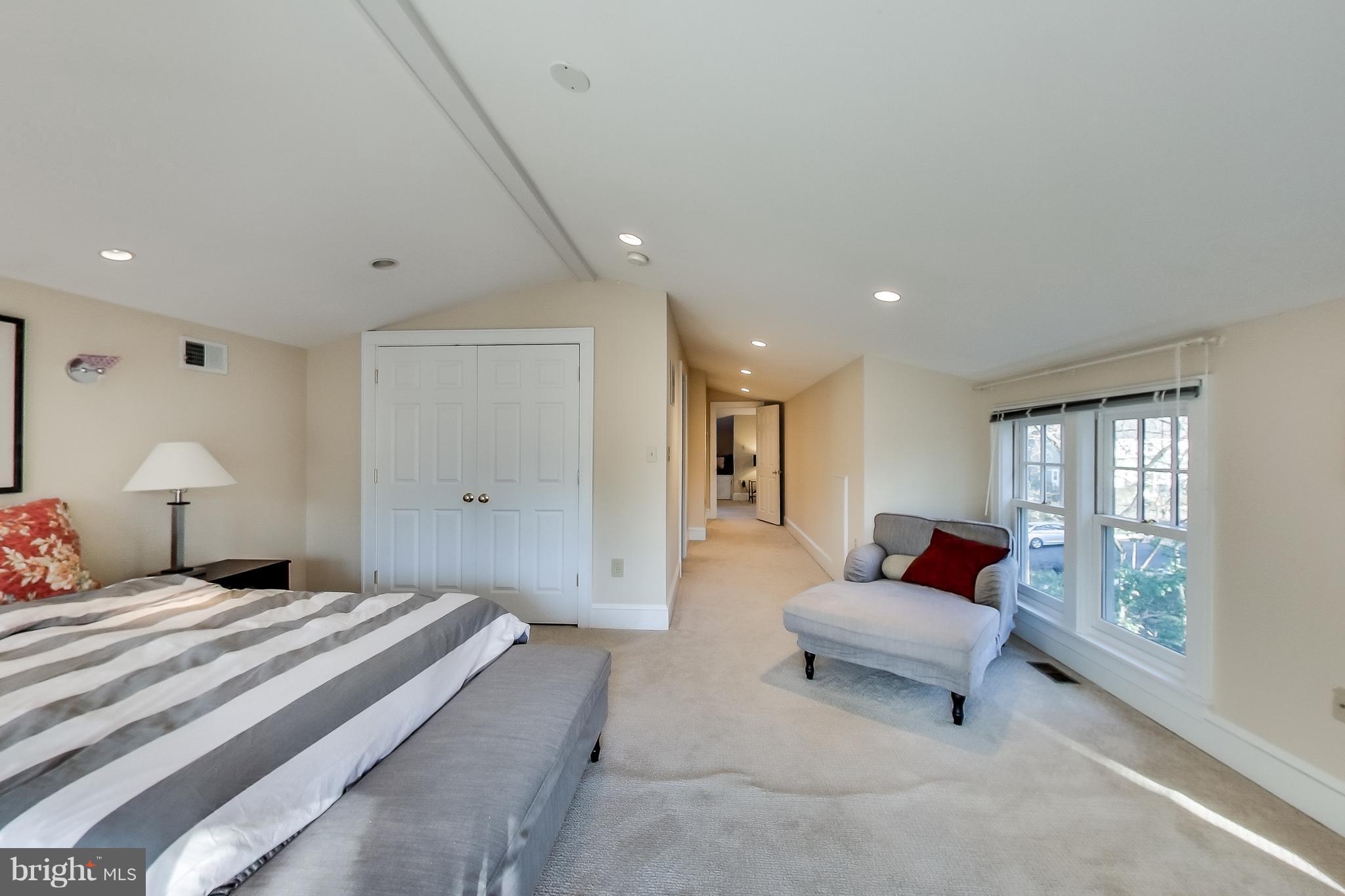 CHEVY CHASE PARK - Residential