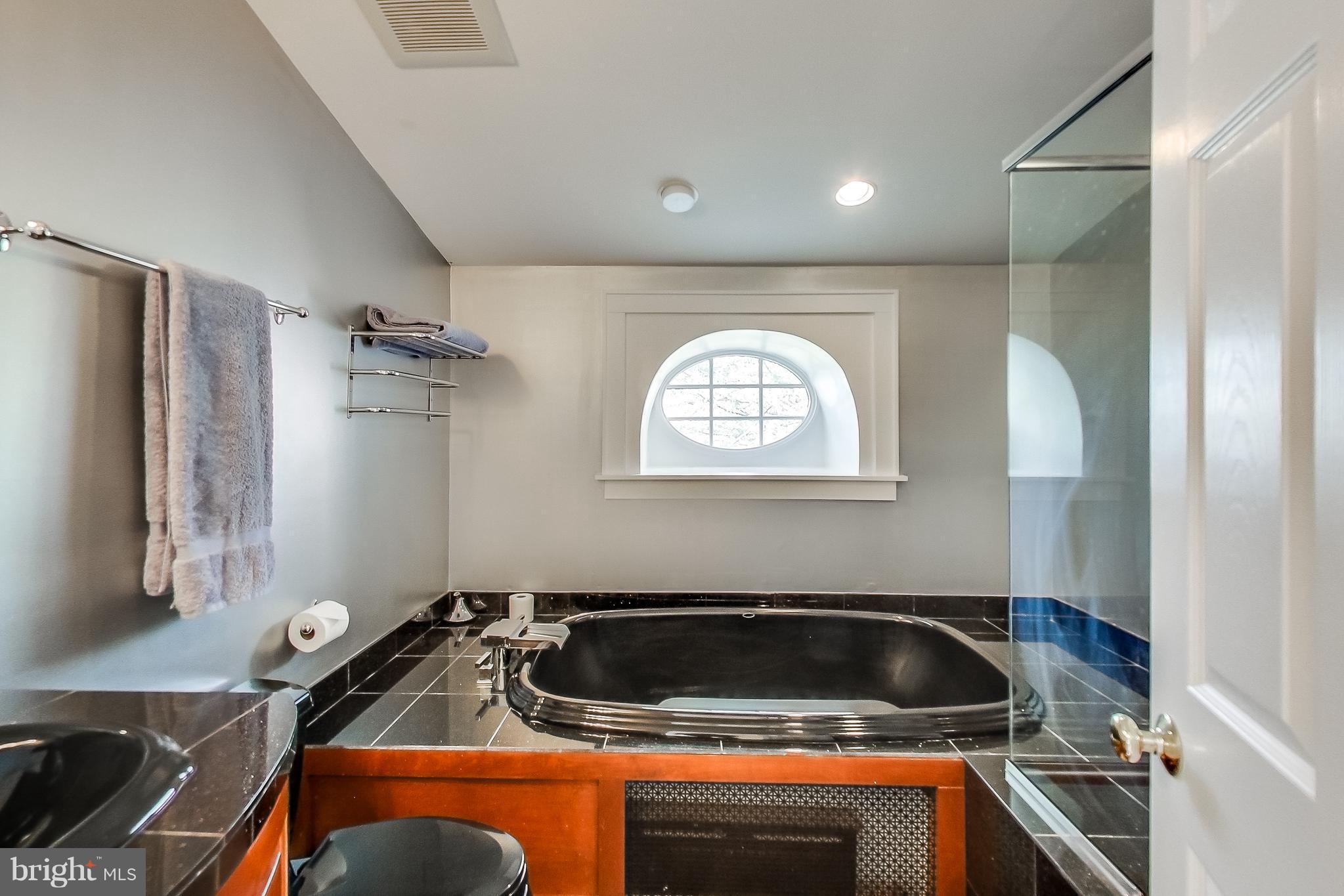 CHEVY CHASE PARK - Residential