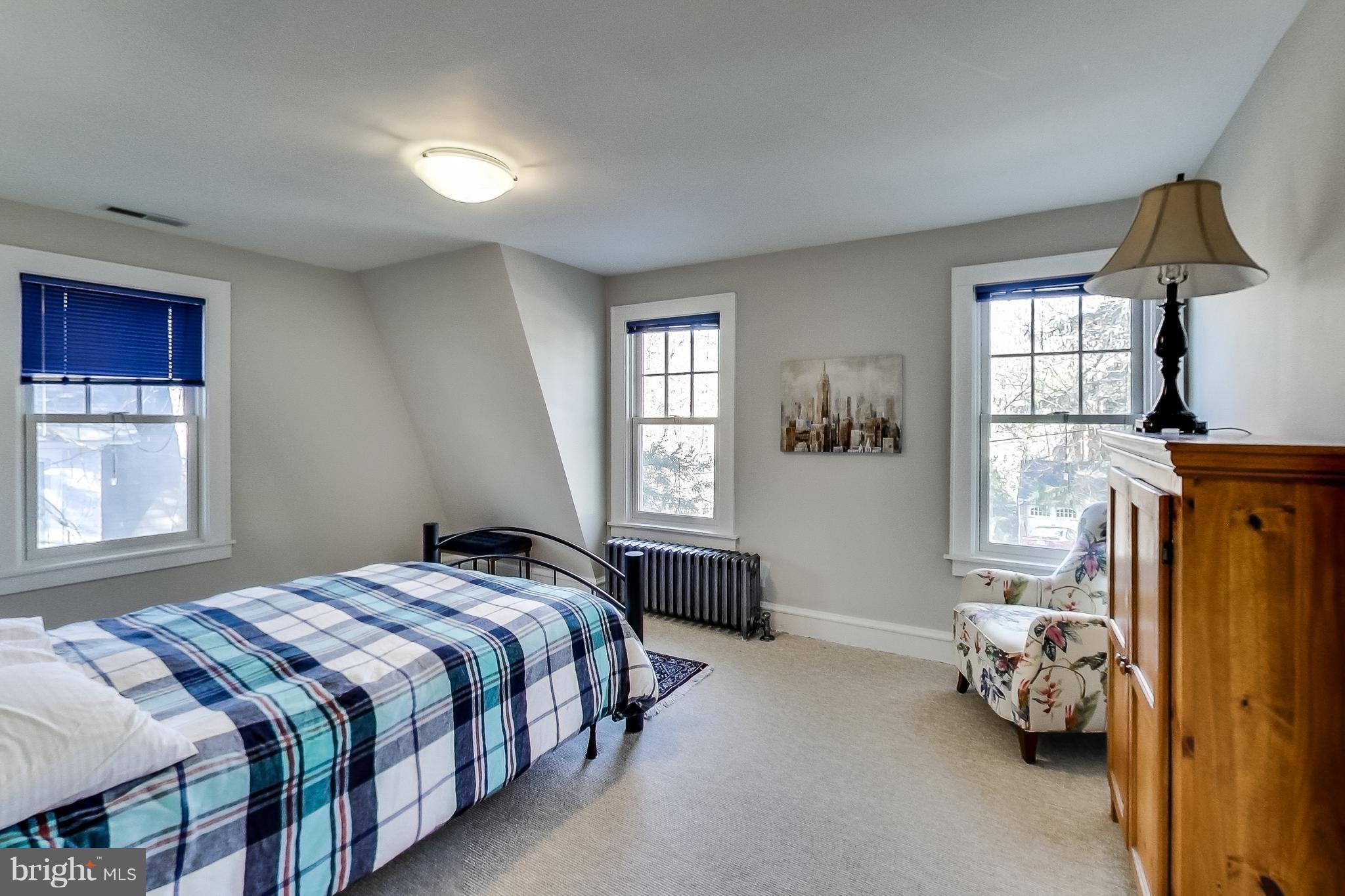 CHEVY CHASE PARK - Residential