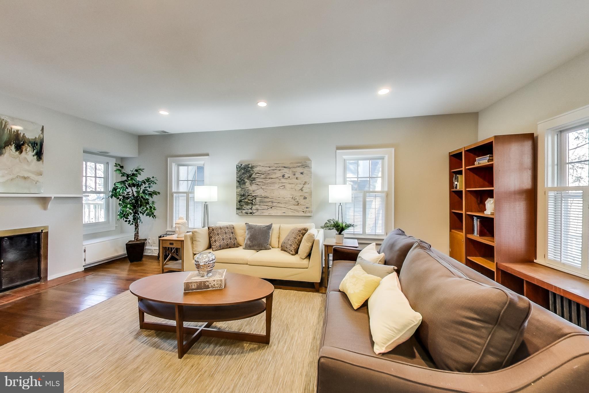 CHEVY CHASE PARK - Residential