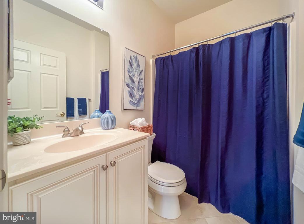 VILLAS OF NEWTOWN - Residential