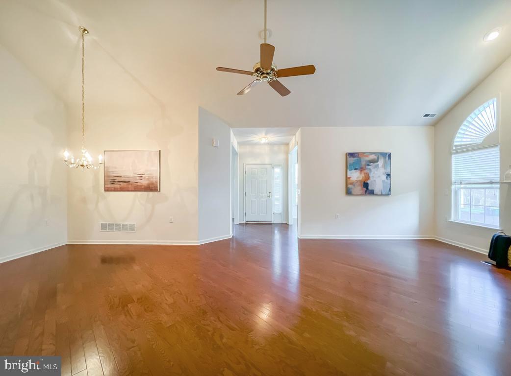 VILLAS OF NEWTOWN - Residential