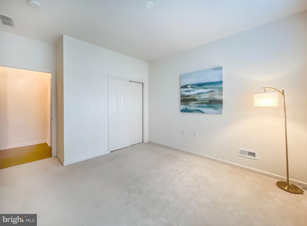 VILLAS OF NEWTOWN - Residential