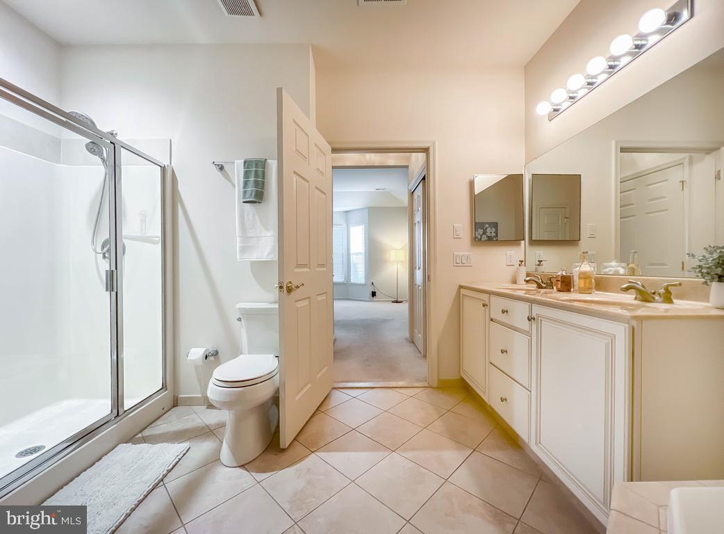 VILLAS OF NEWTOWN - Residential