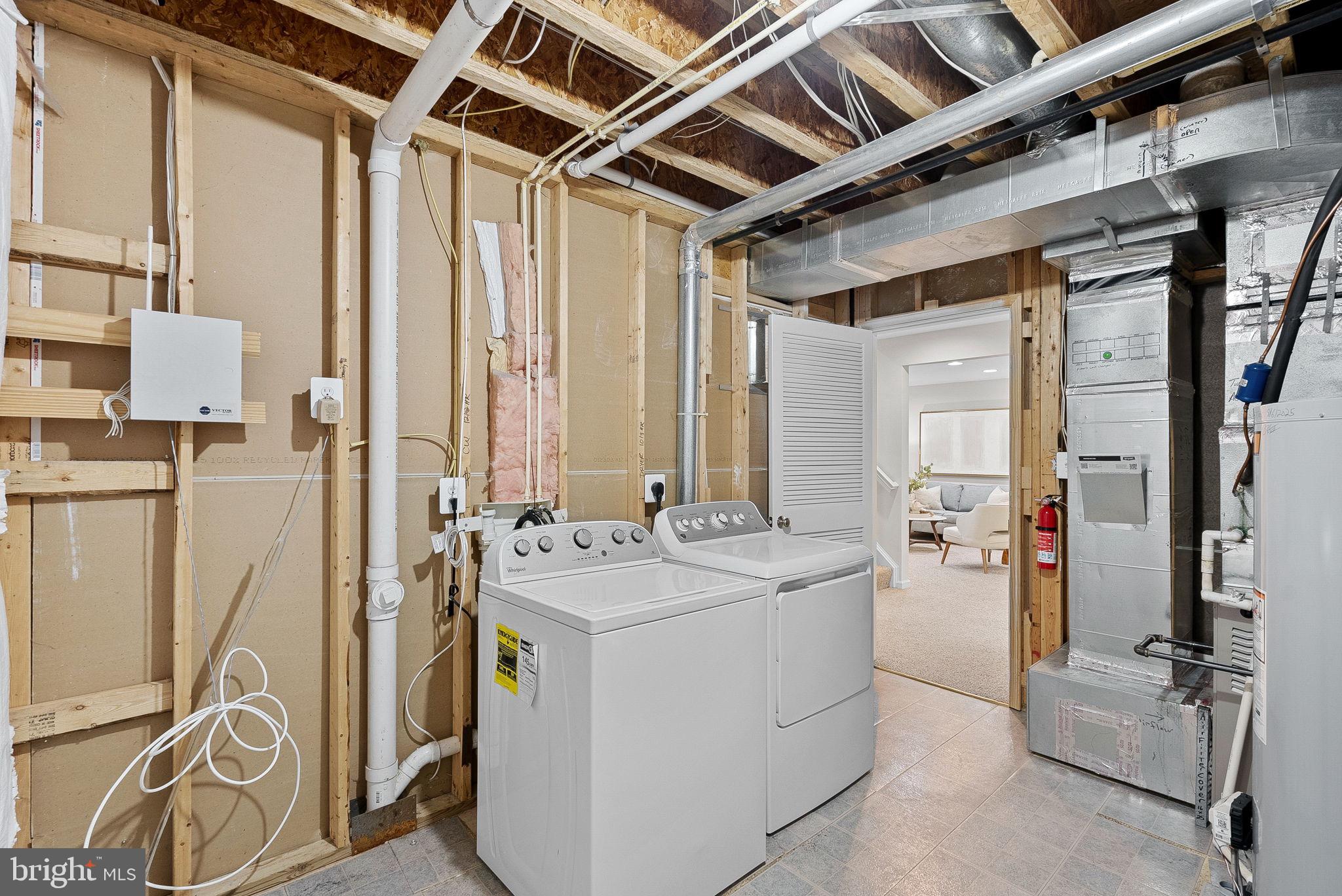 LORTON TOWN CNTR LANDBAY - Residential