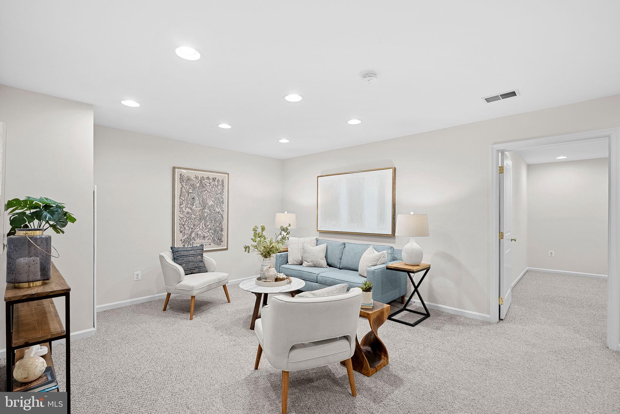 LORTON TOWN CNTR LANDBAY - Residential