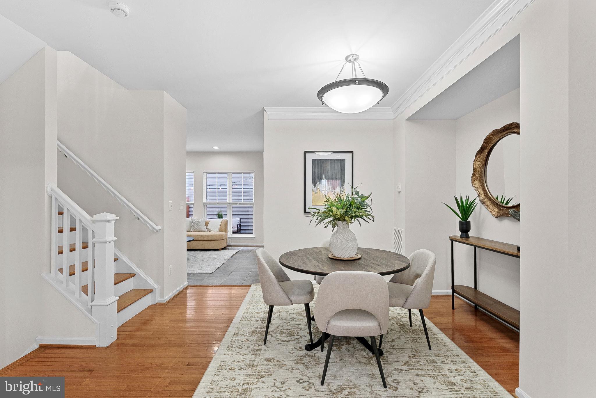 LORTON TOWN CNTR LANDBAY - Residential