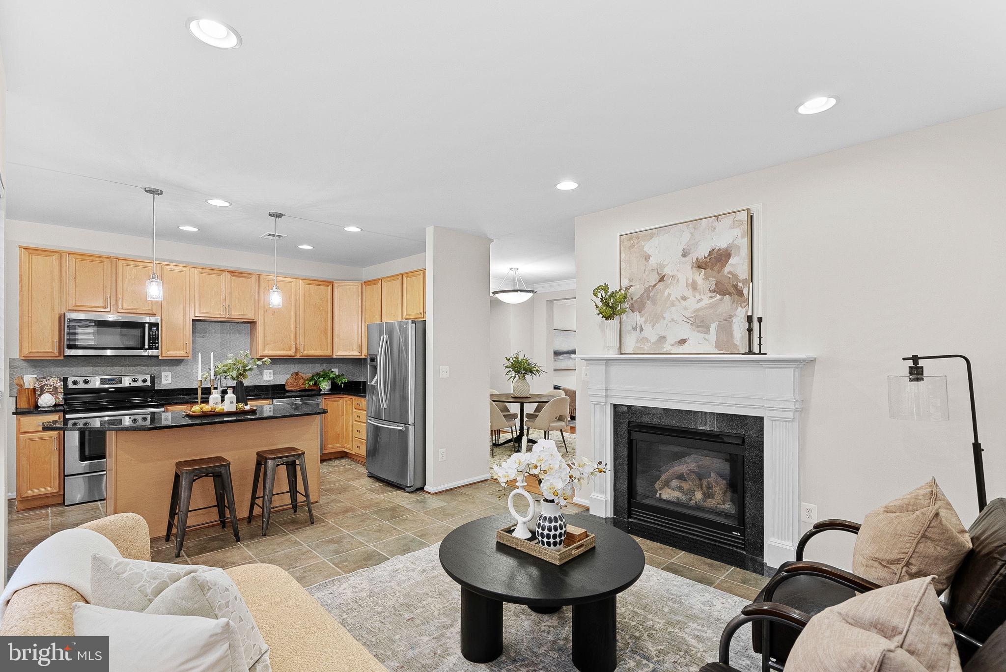 LORTON TOWN CNTR LANDBAY - Residential