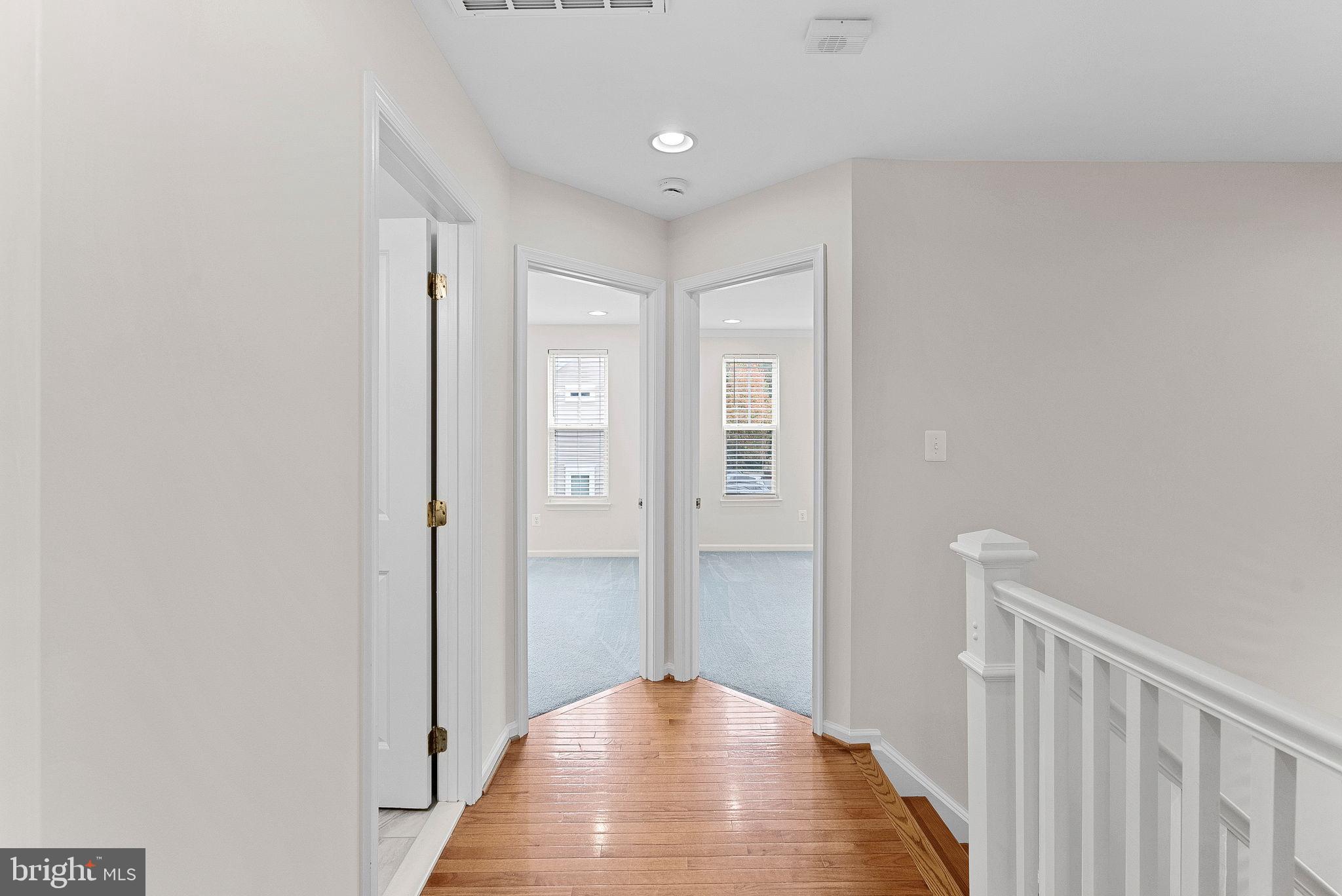 LORTON TOWN CNTR LANDBAY - Residential