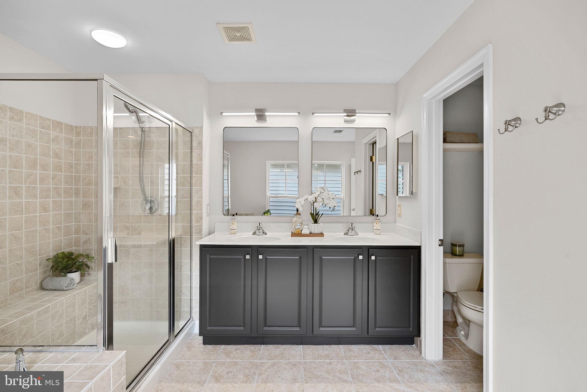 LORTON TOWN CNTR LANDBAY - Residential