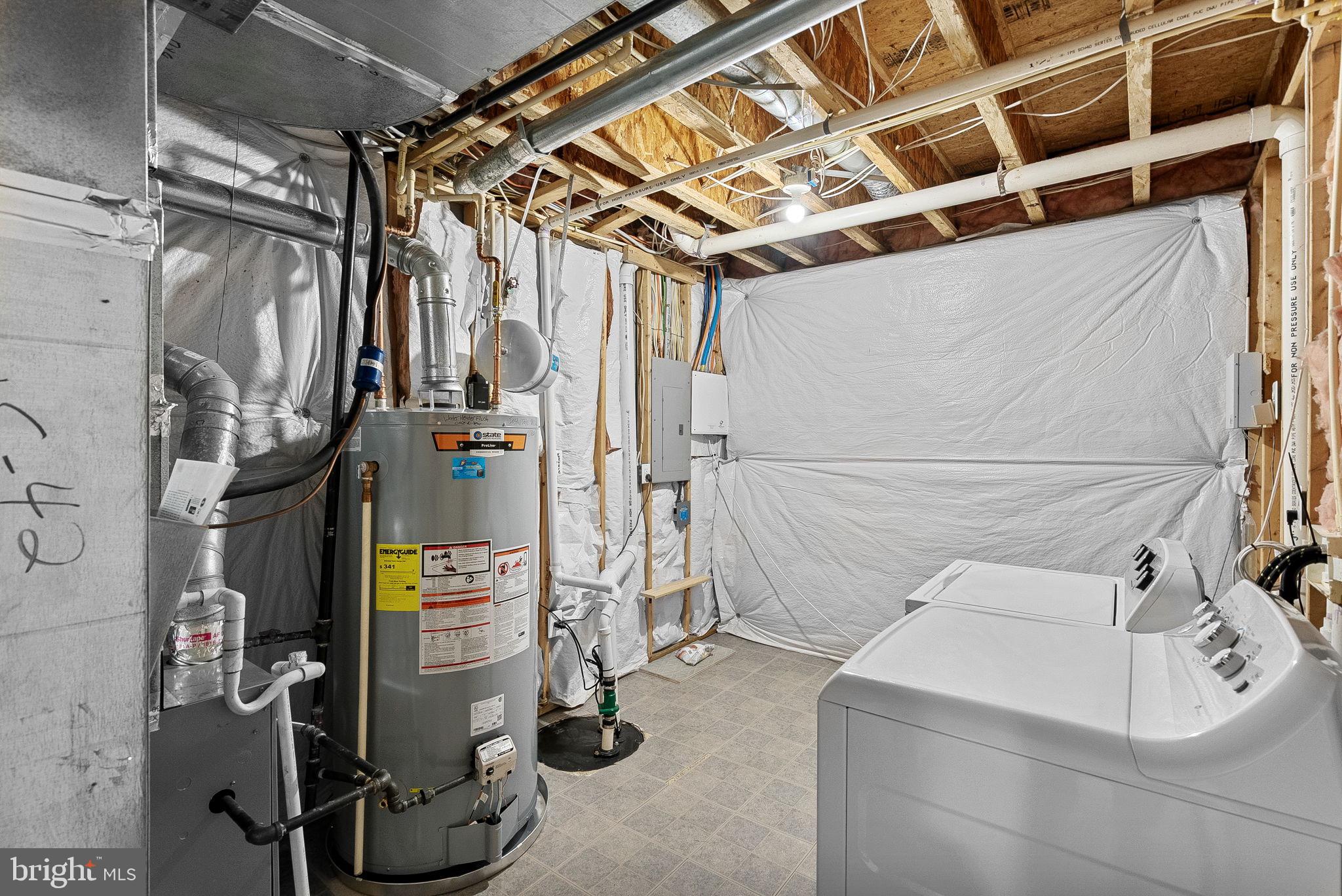 LORTON TOWN CNTR LANDBAY - Residential