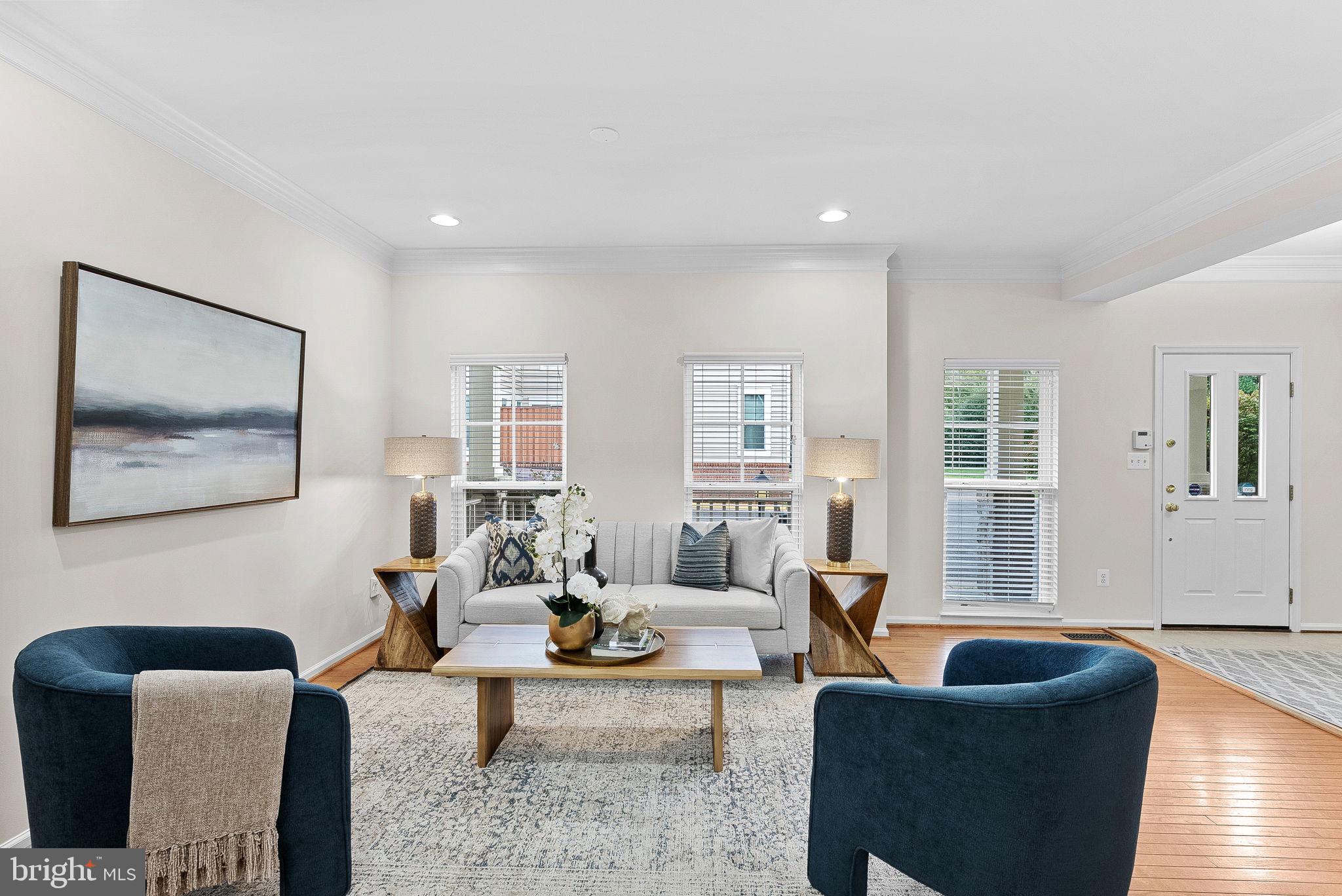 LORTON TOWN CNTR LANDBAY - Residential