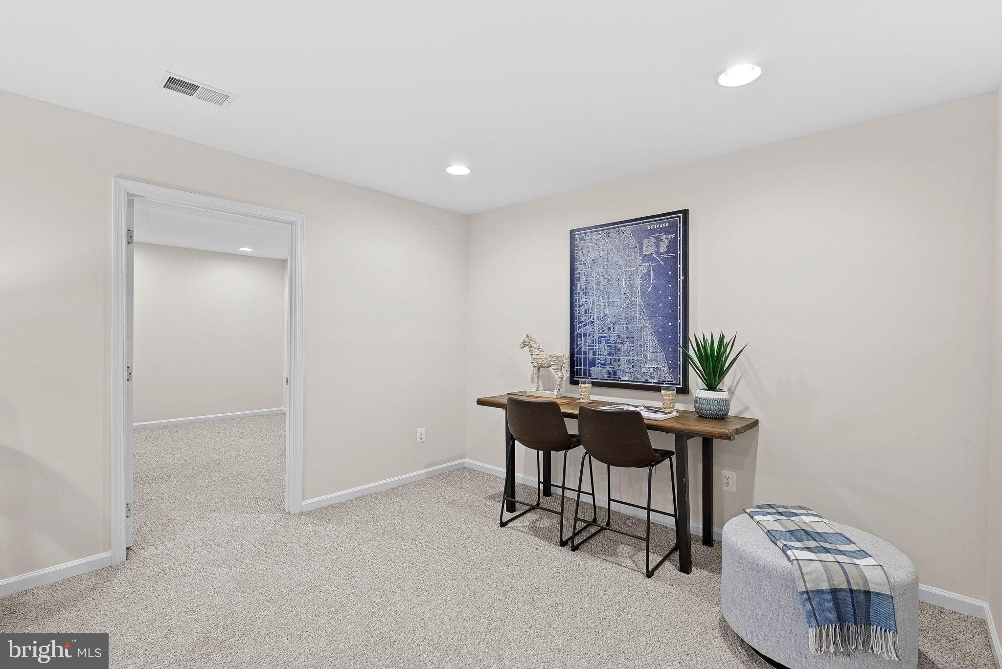 LORTON TOWN CNTR LANDBAY - Residential