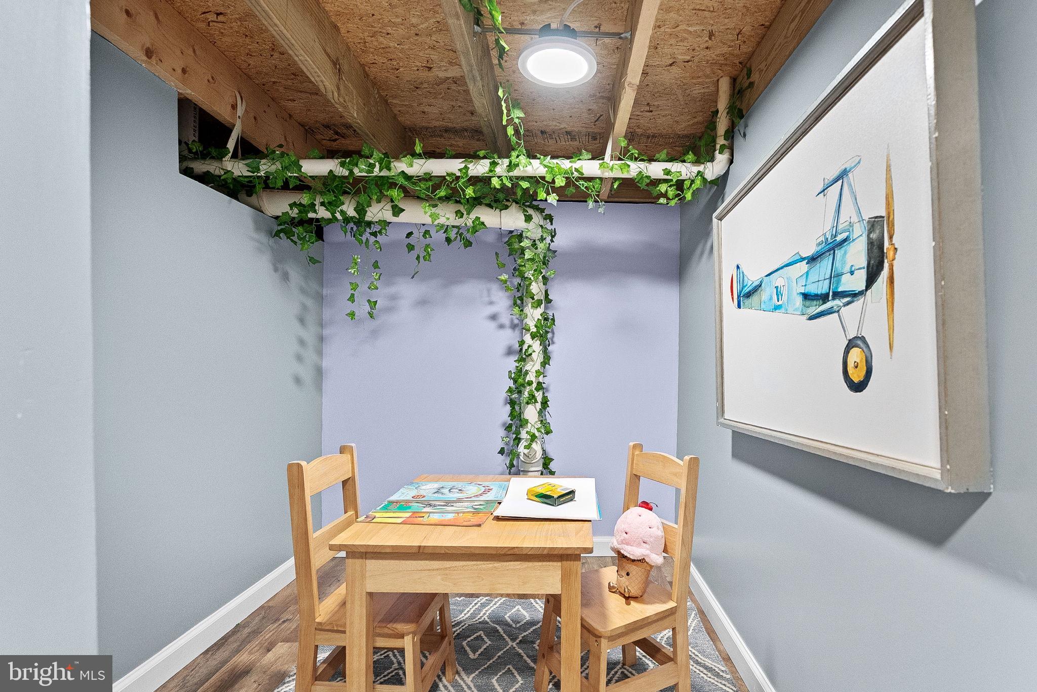 LORTON TOWN CNTR LANDBAY - Residential