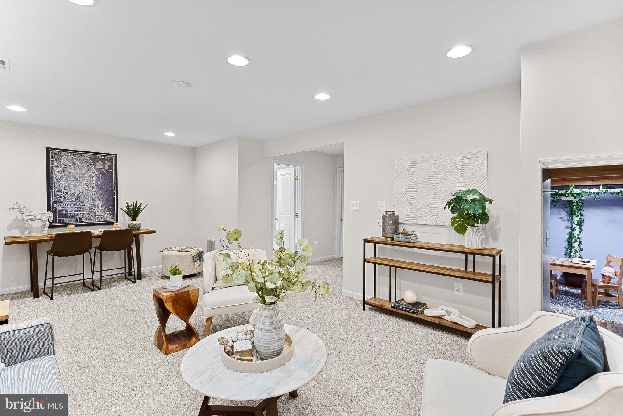 LORTON TOWN CNTR LANDBAY - Residential