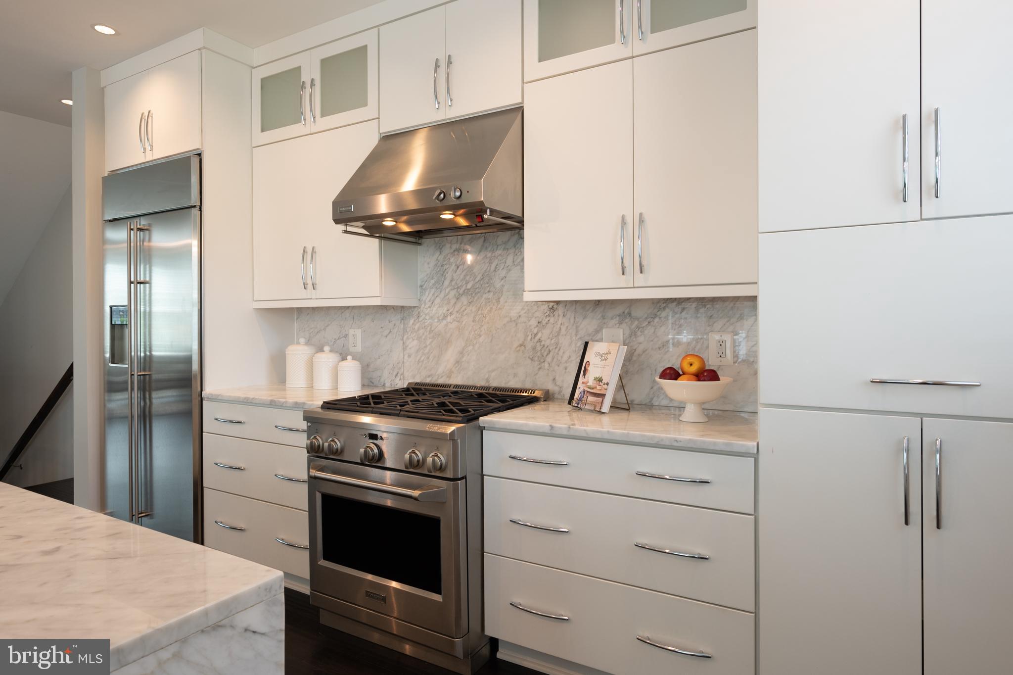 MAJESTY WEST - Residential