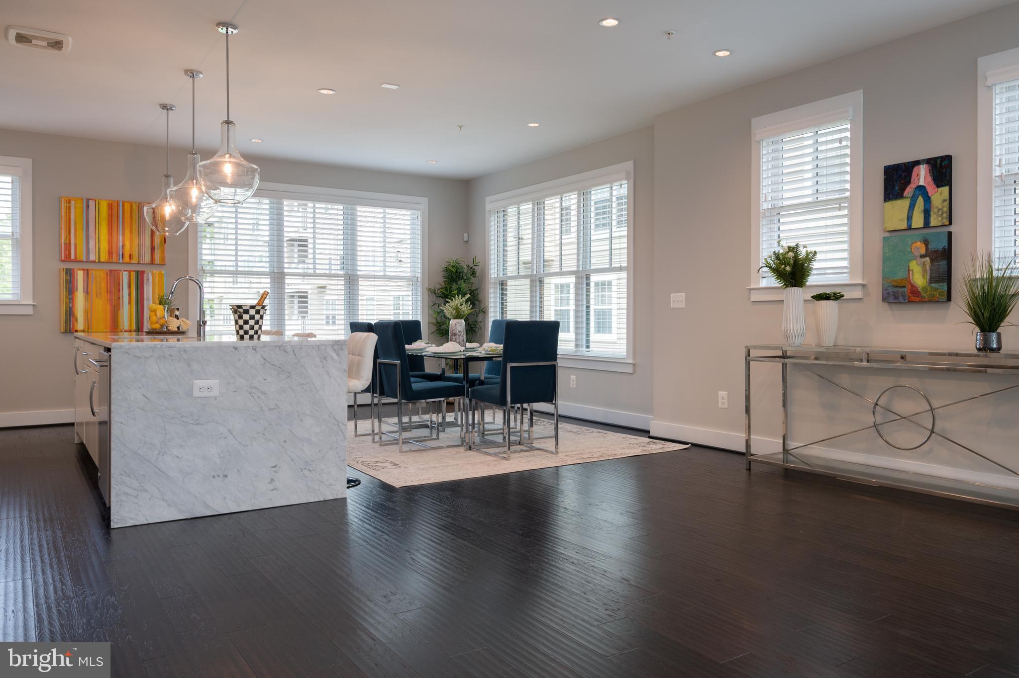 MAJESTY WEST - Residential