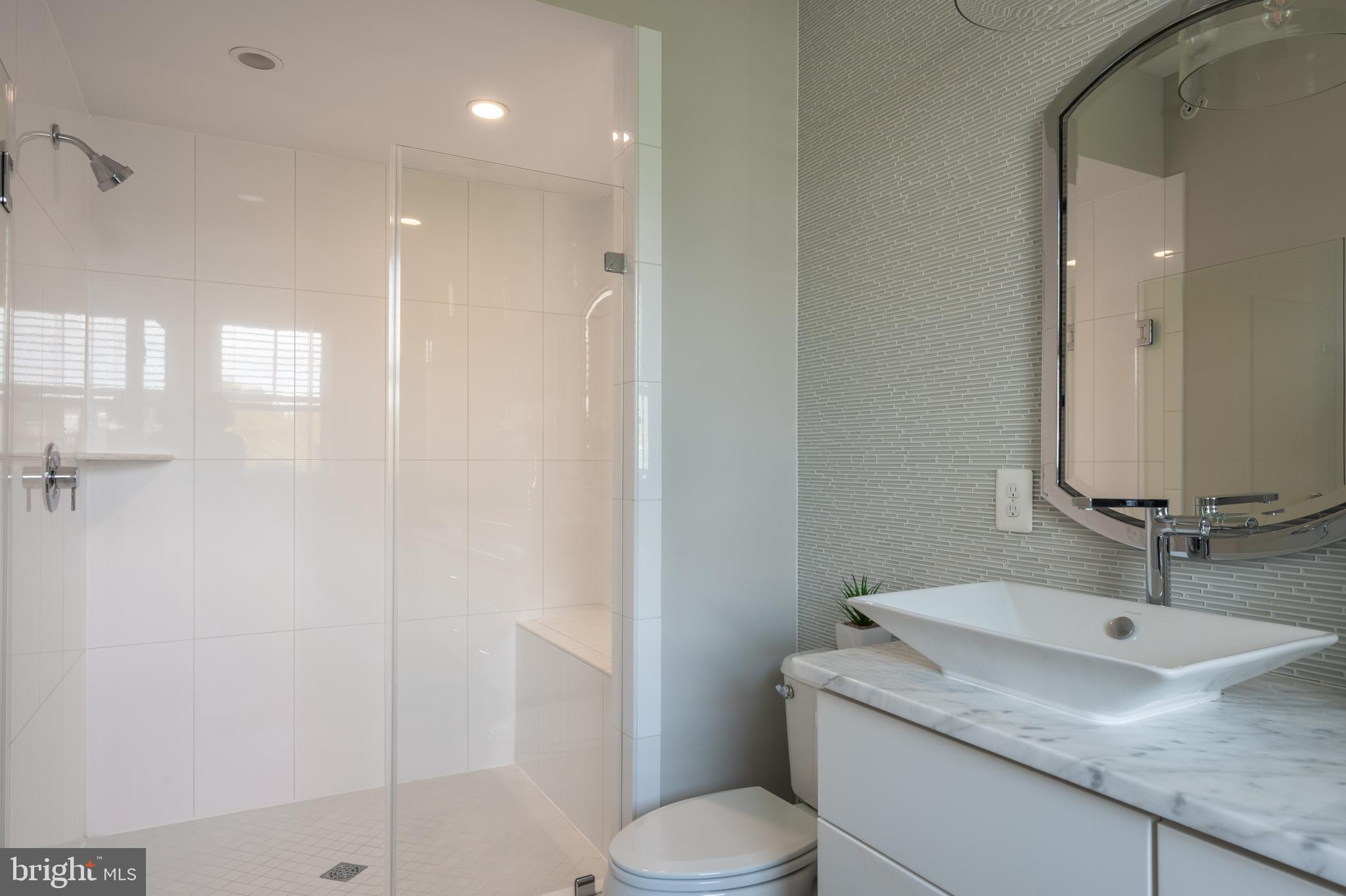 MAJESTY WEST - Residential