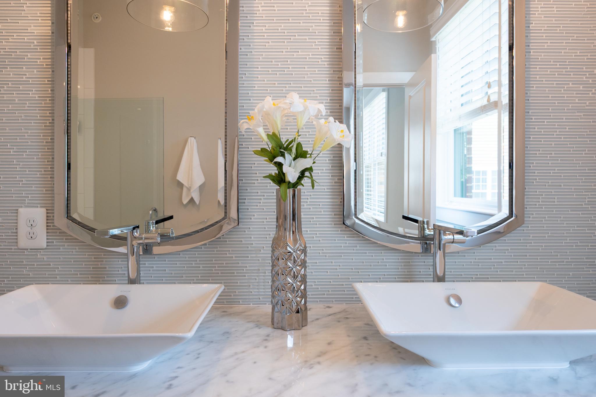 MAJESTY WEST - Residential