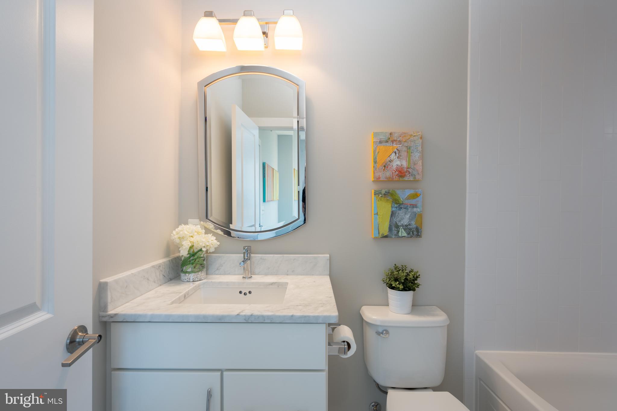 MAJESTY WEST - Residential