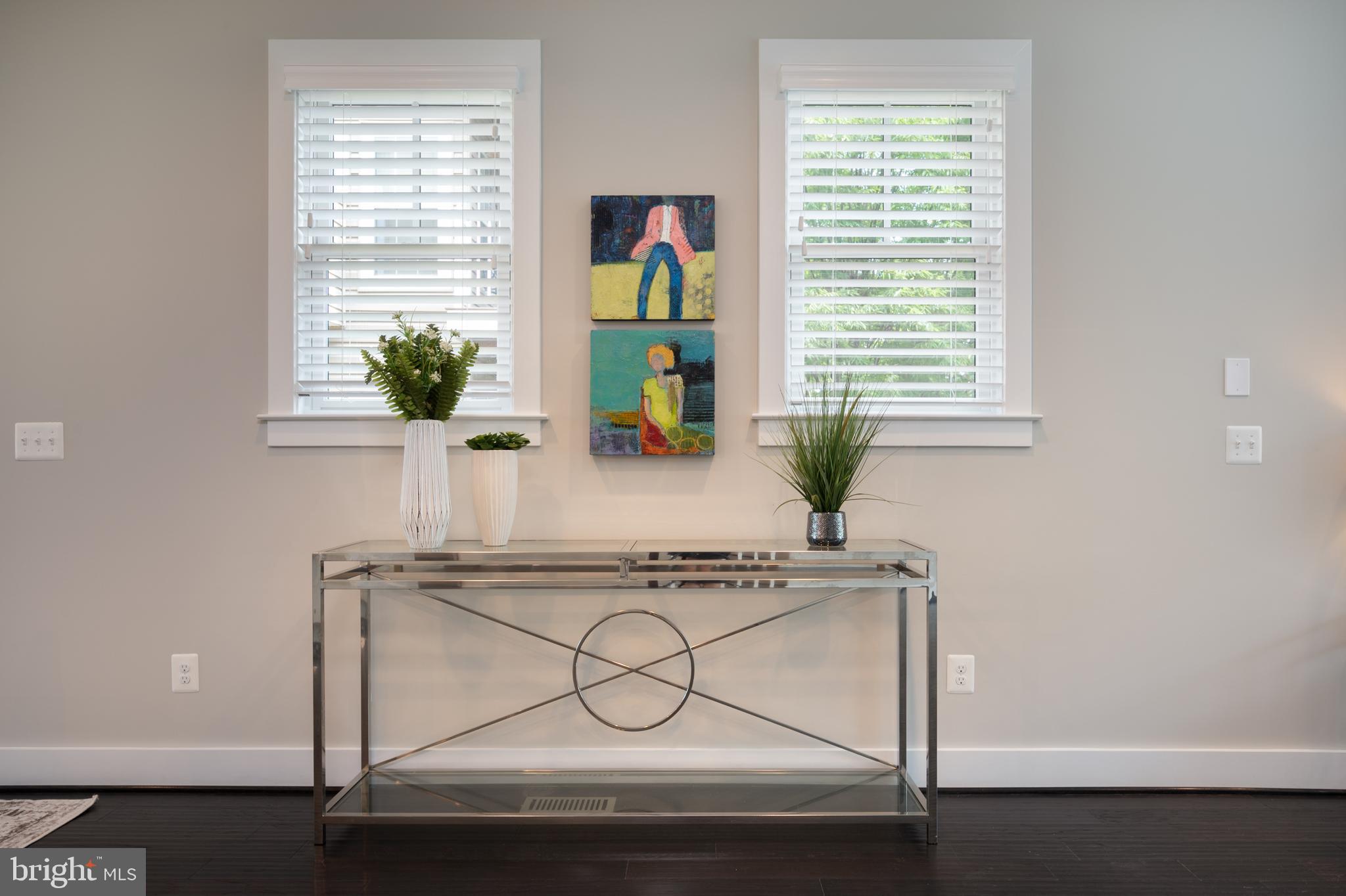 MAJESTY WEST - Residential