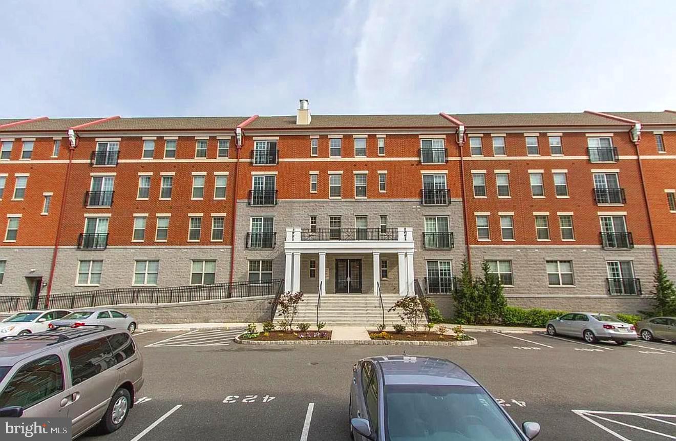 Welcome to Naval Square, the premier private gated community in Center City Philadelphia at an ideal location for anybody who works in center city or at one of the major hospitals, attends U Penn or Drexel, or just wants to live in the city being in a very safe environment. The community has wonderful amenities such as 24/7 security, Heated pool, state of the art gym, private parking space for owners and guests, great views of the skyline, beautiful grounds, etc. The community is very historic being that served as the first United States Naval Academy from 1838 to 1845, when the Naval Academy formed in Annapolis until it underwent a complete redevelopment into luxury condos by the Toll brothers in 2004. This end unit luxury condo has all the bells and whistles you would expect from a Toll Brothers development boasting views of the skyline from the living room. If you want a peaceful and safe living environment while living in Center City at a great location, this is the place to be.