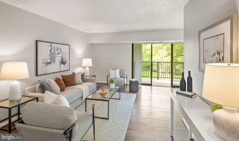 11657 Stoneview Square Unit 97\/11C, Reston, VA 20191 - MLS#: VAFX2237180