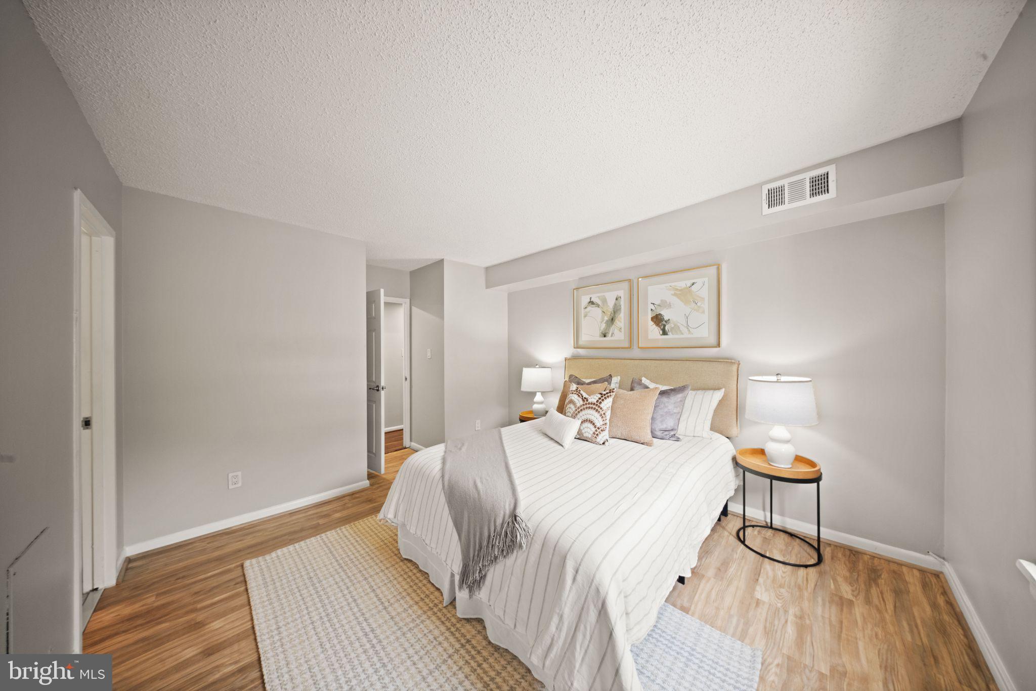 SHADOWOOD - Residential