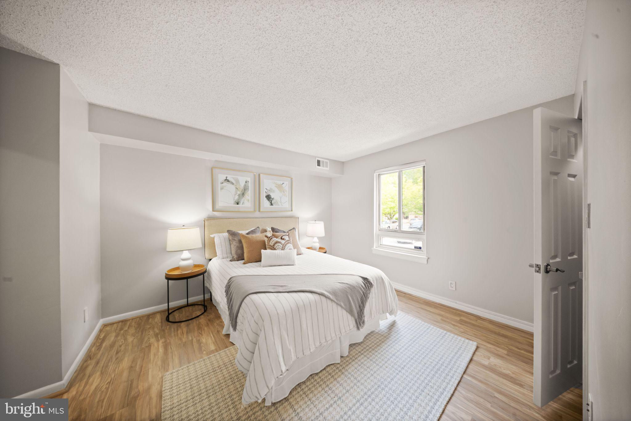 SHADOWOOD - Residential