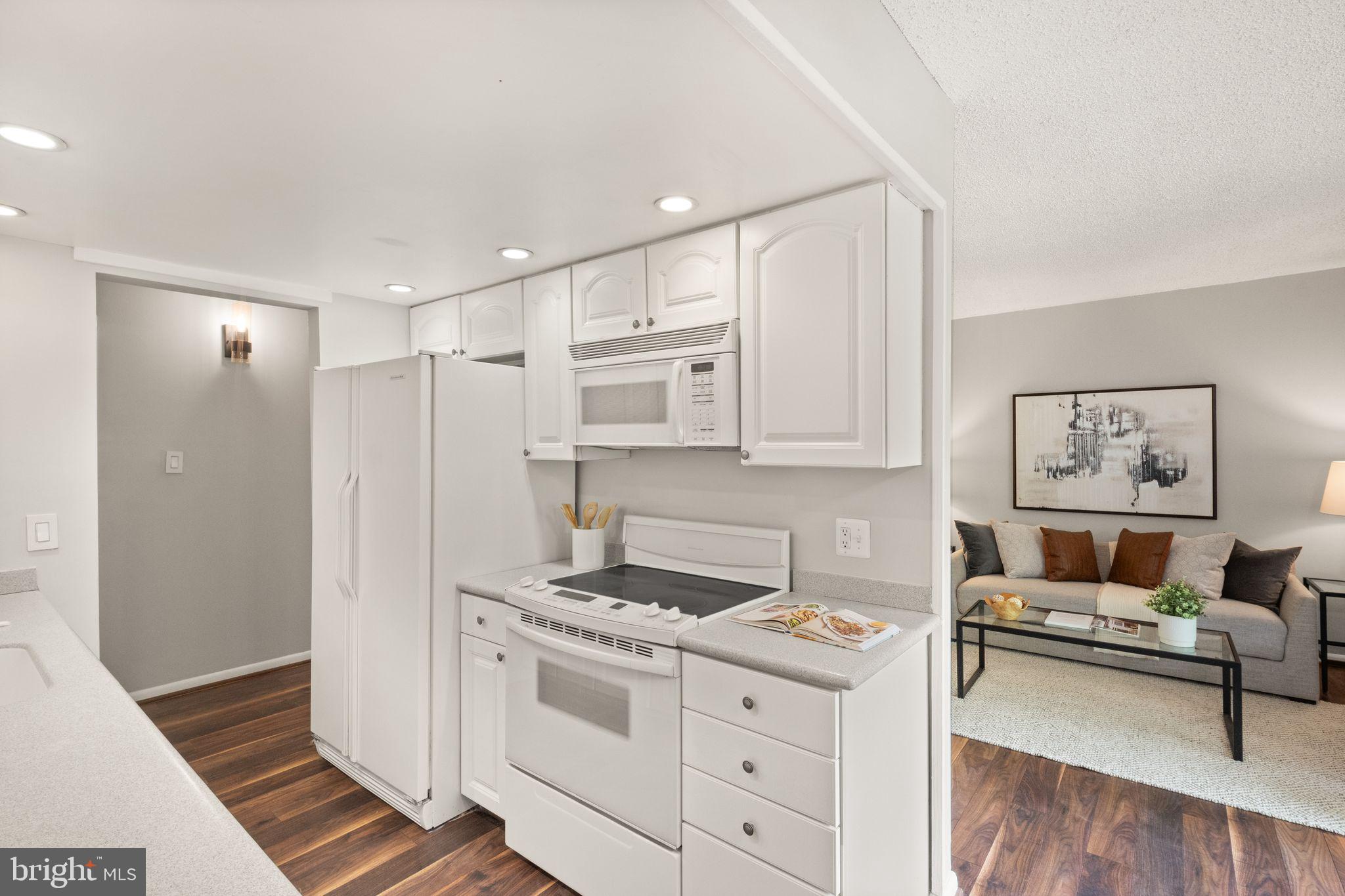 SHADOWOOD - Residential