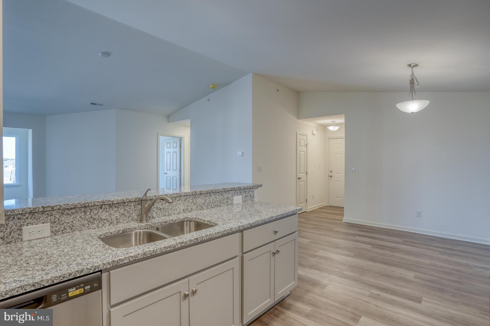 HEARTHSTONE MANOR - Residential