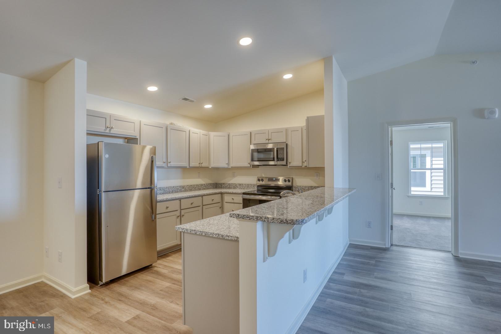 HEARTHSTONE MANOR - Residential