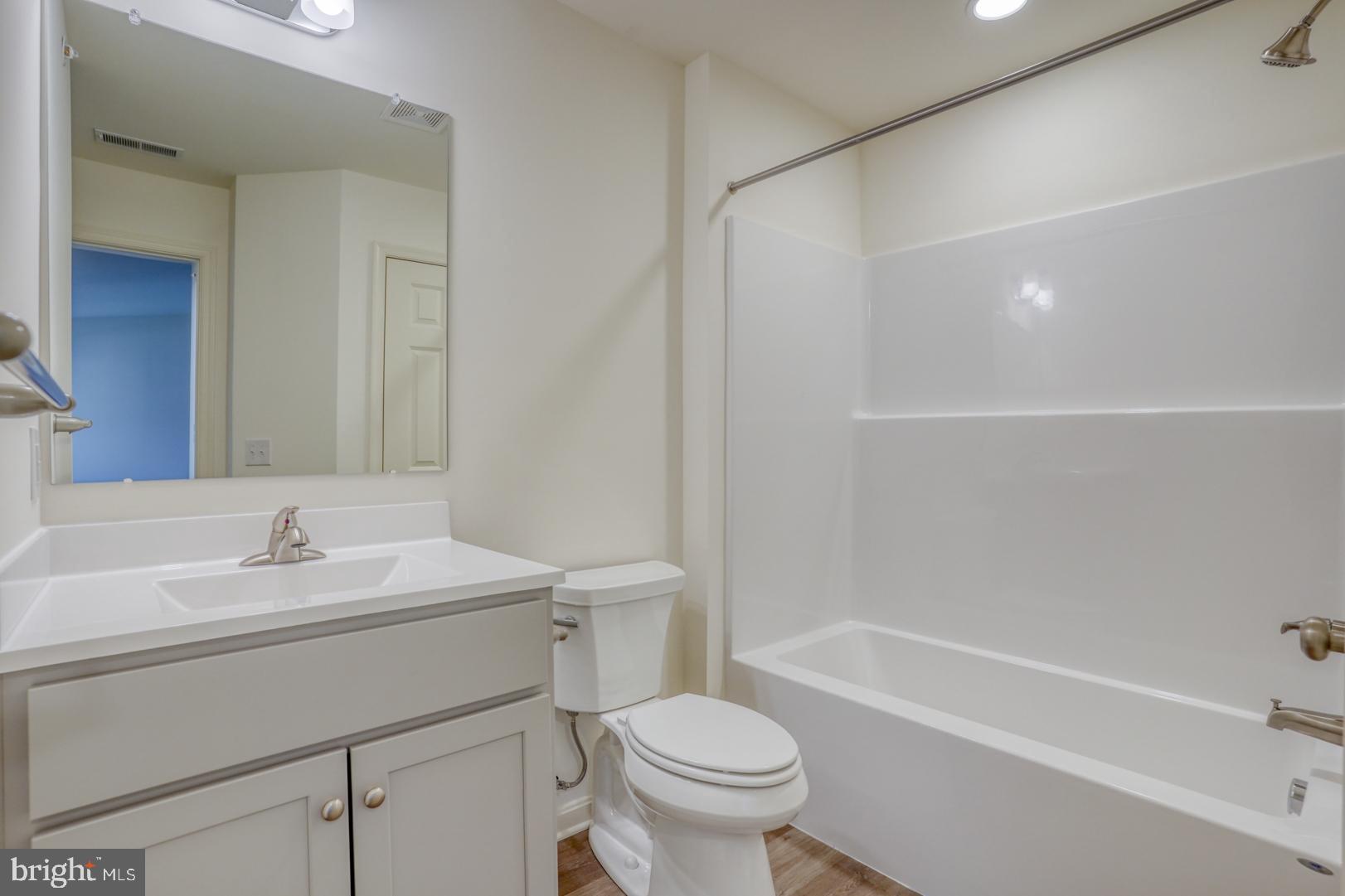 HEARTHSTONE MANOR - Residential