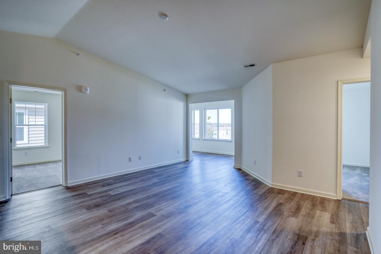 HEARTHSTONE MANOR - Residential