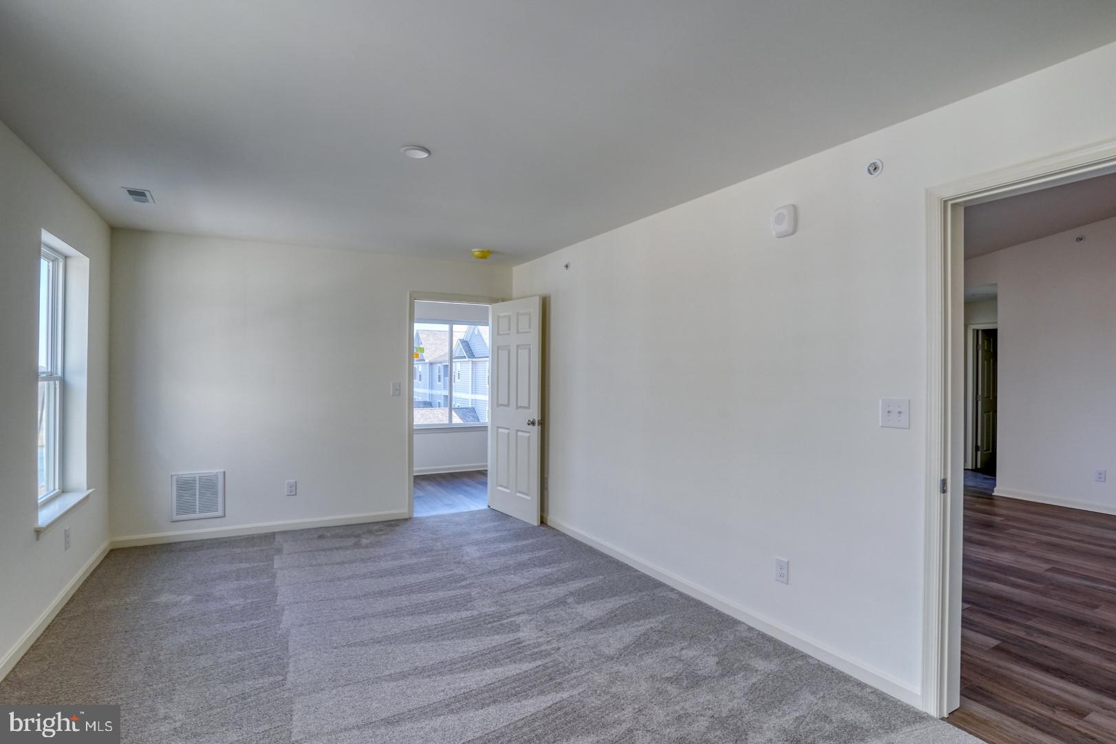 HEARTHSTONE MANOR - Residential