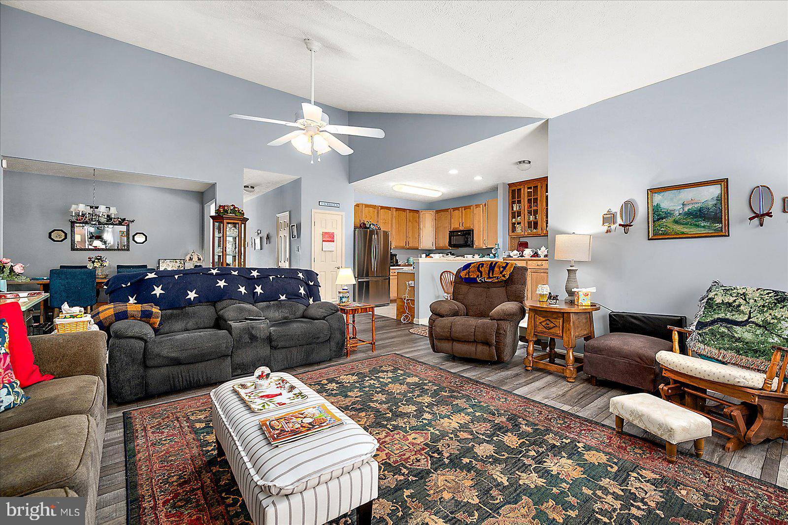 WOOD CREEK GOLF COMM - Residential