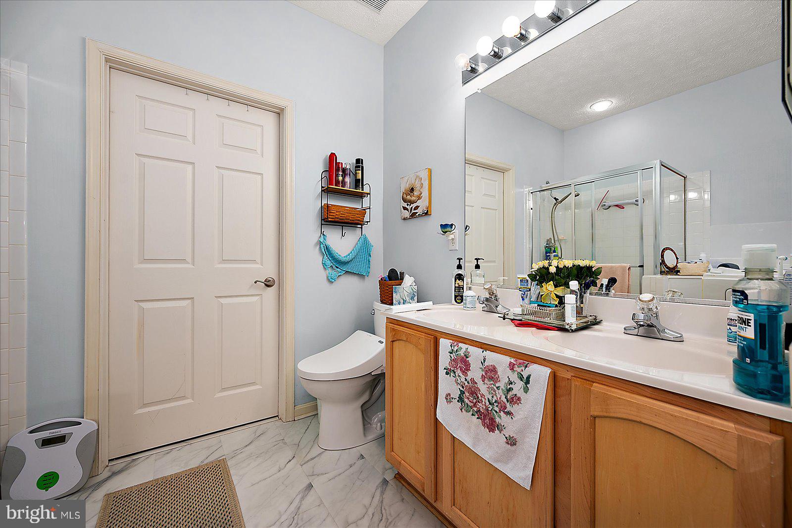 WOOD CREEK GOLF COMM - Residential