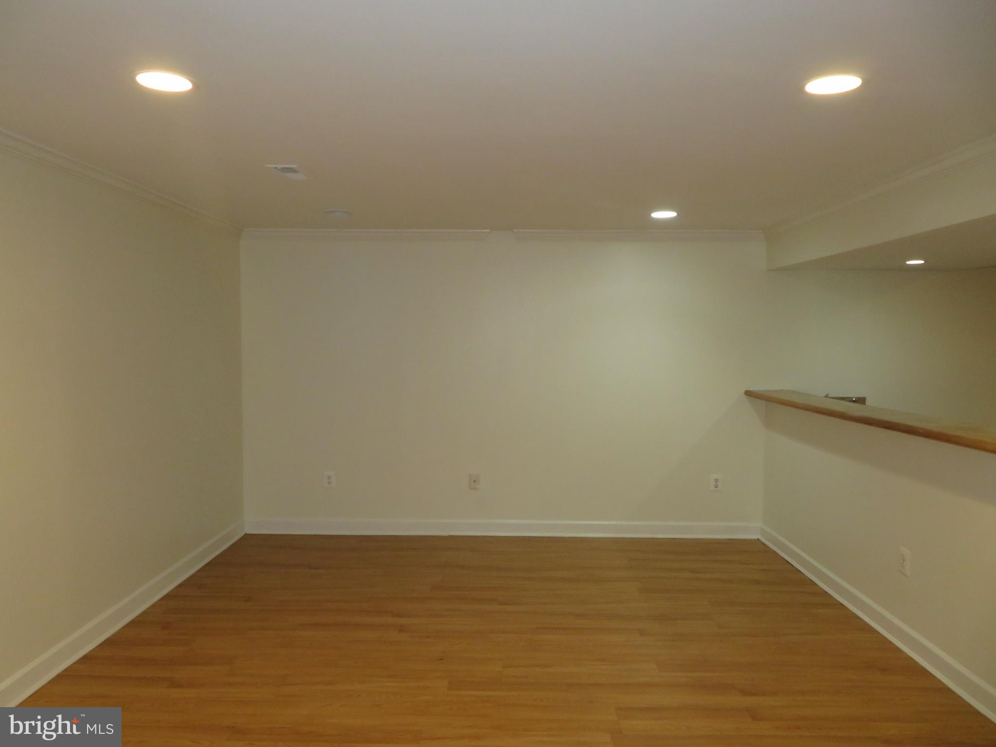 WALNUT RIDGE - Residential Lease